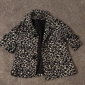 Forever 21 Black and Cream Leopard Teddy Jacket